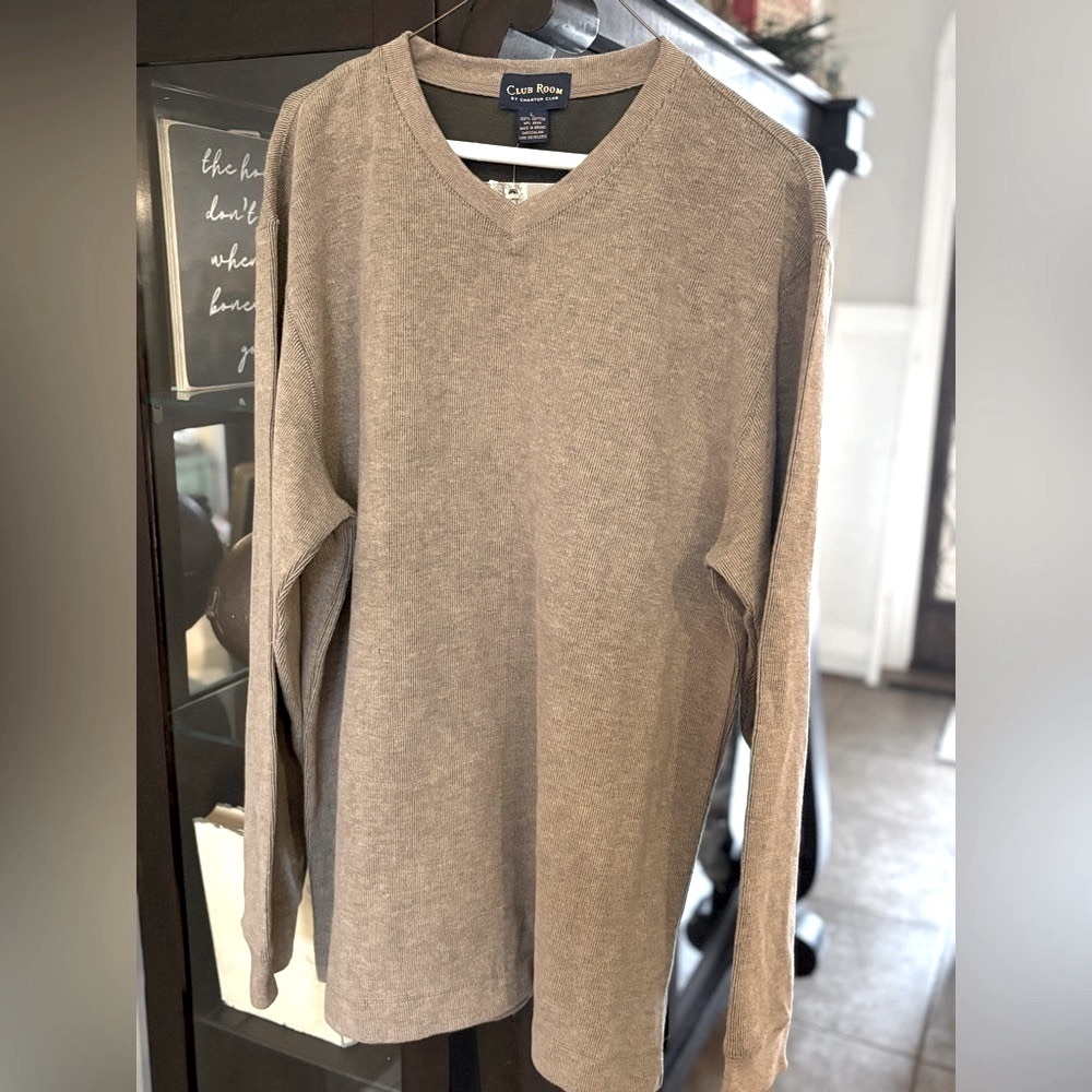 NWT Club Room Taupe V-Neck Sweater. Long Sleeve Men’s Sz-L Neutral | Casual